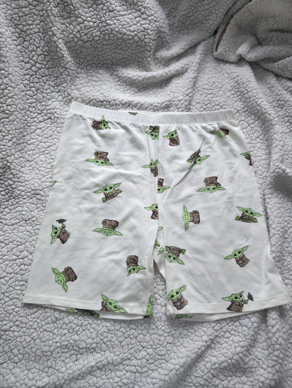 White Women’s Star Character Graphic Lounge Shorts - Baby Yoda Print - Picture 1 of 6